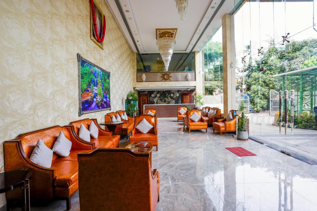 The Avenue Grand Hotel Calangute Buitenkant foto
