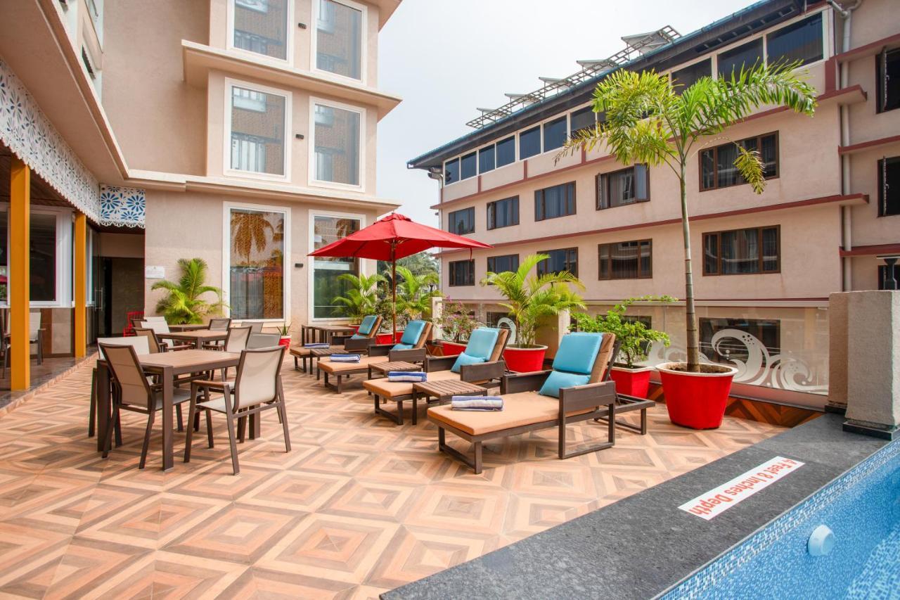 The Avenue Grand Hotel Calangute Buitenkant foto