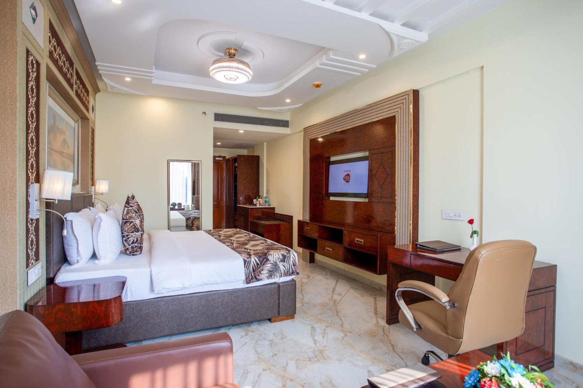 The Avenue Grand Hotel Calangute Buitenkant foto