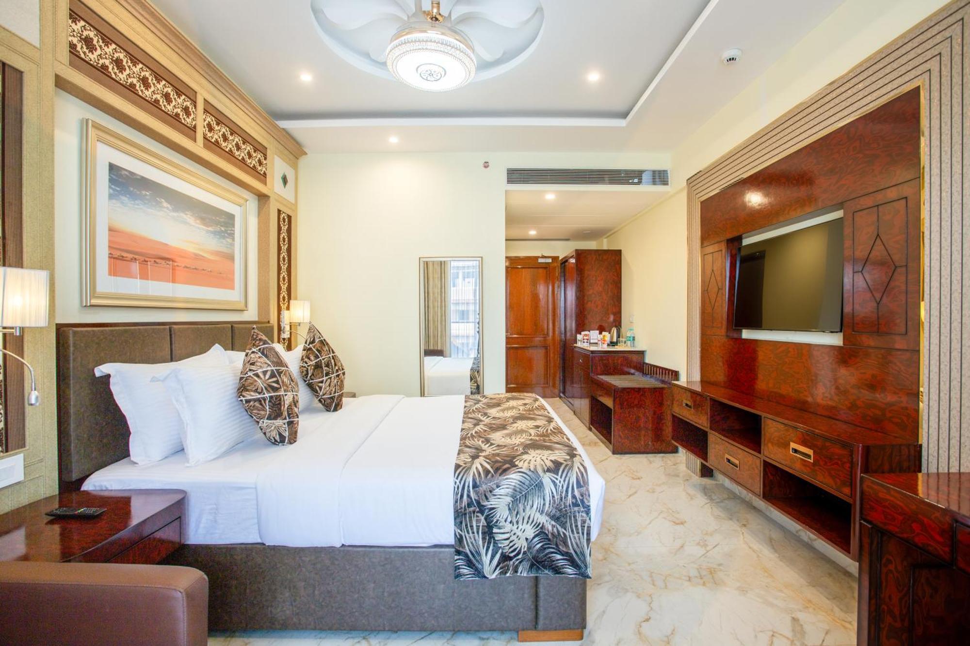 The Avenue Grand Hotel Calangute Buitenkant foto