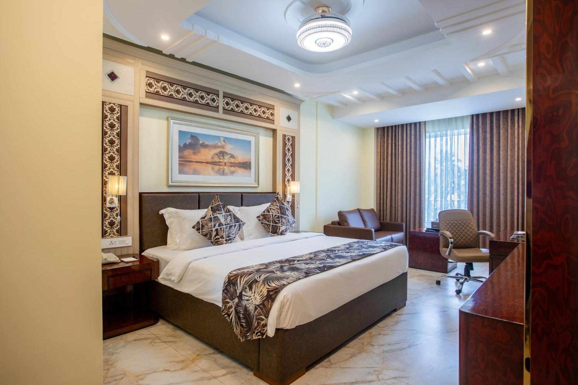 The Avenue Grand Hotel Calangute Buitenkant foto