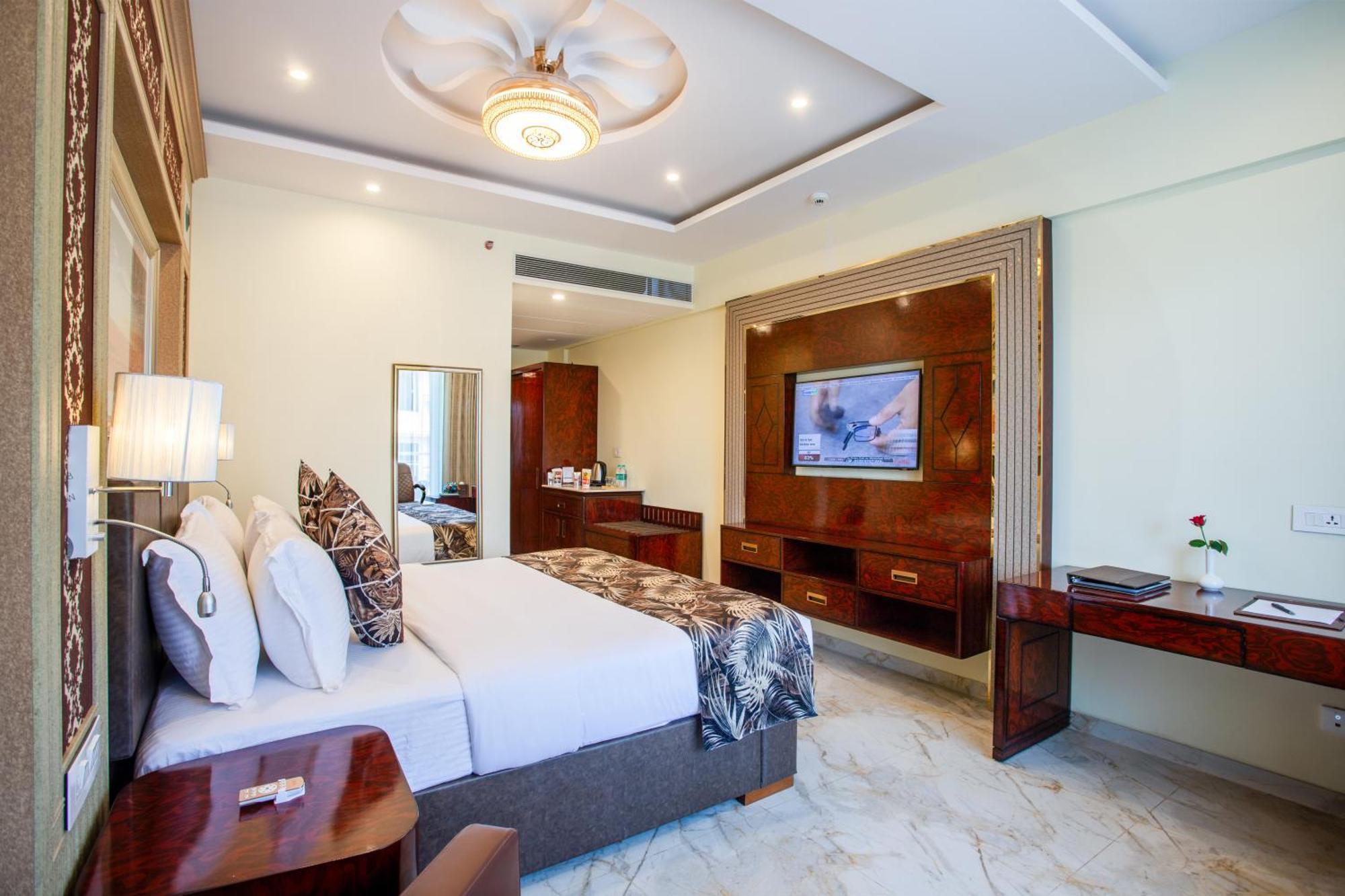 The Avenue Grand Hotel Calangute Buitenkant foto