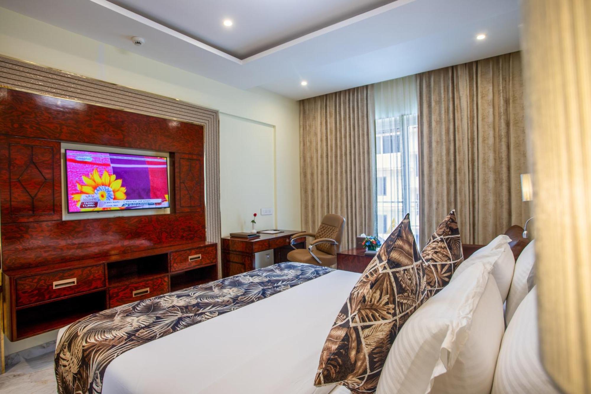 The Avenue Grand Hotel Calangute Kamer foto
